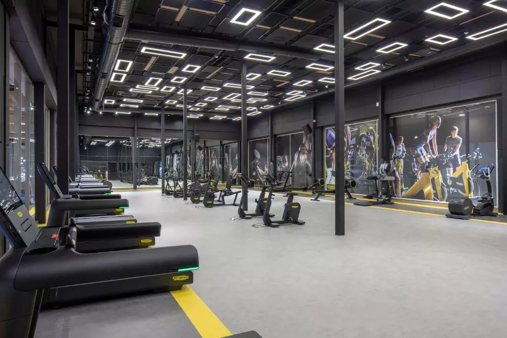 Nirvana Cosmopolitan GYMS.jpg Nirvana Cosmopolitan GYMS.jpg